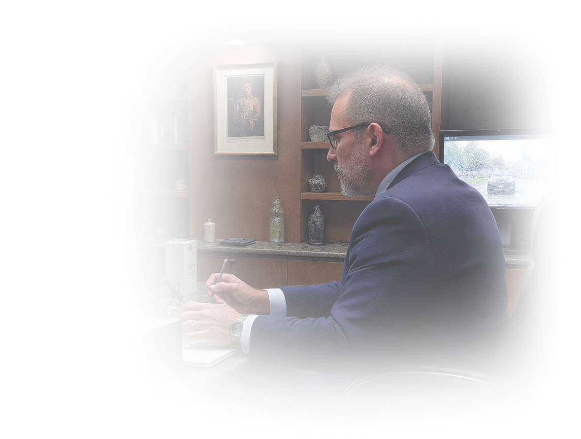 Dr. Túlio Zago de Brito